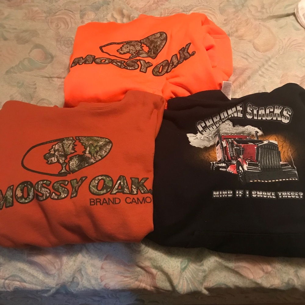 3 men’s large gently used hoodies